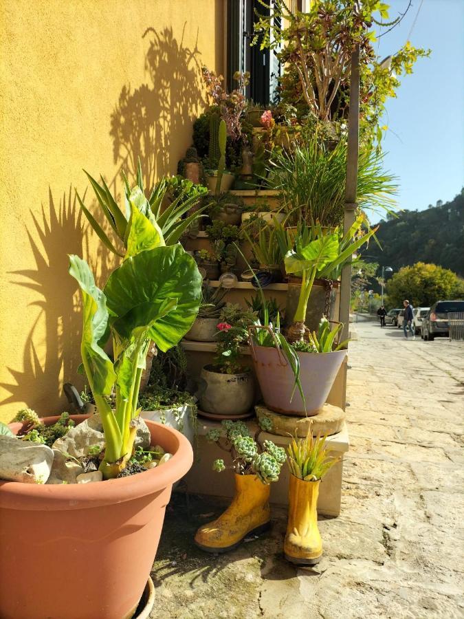 La Casa Di Sveva Apartment รากูซา ภายนอก รูปภาพ