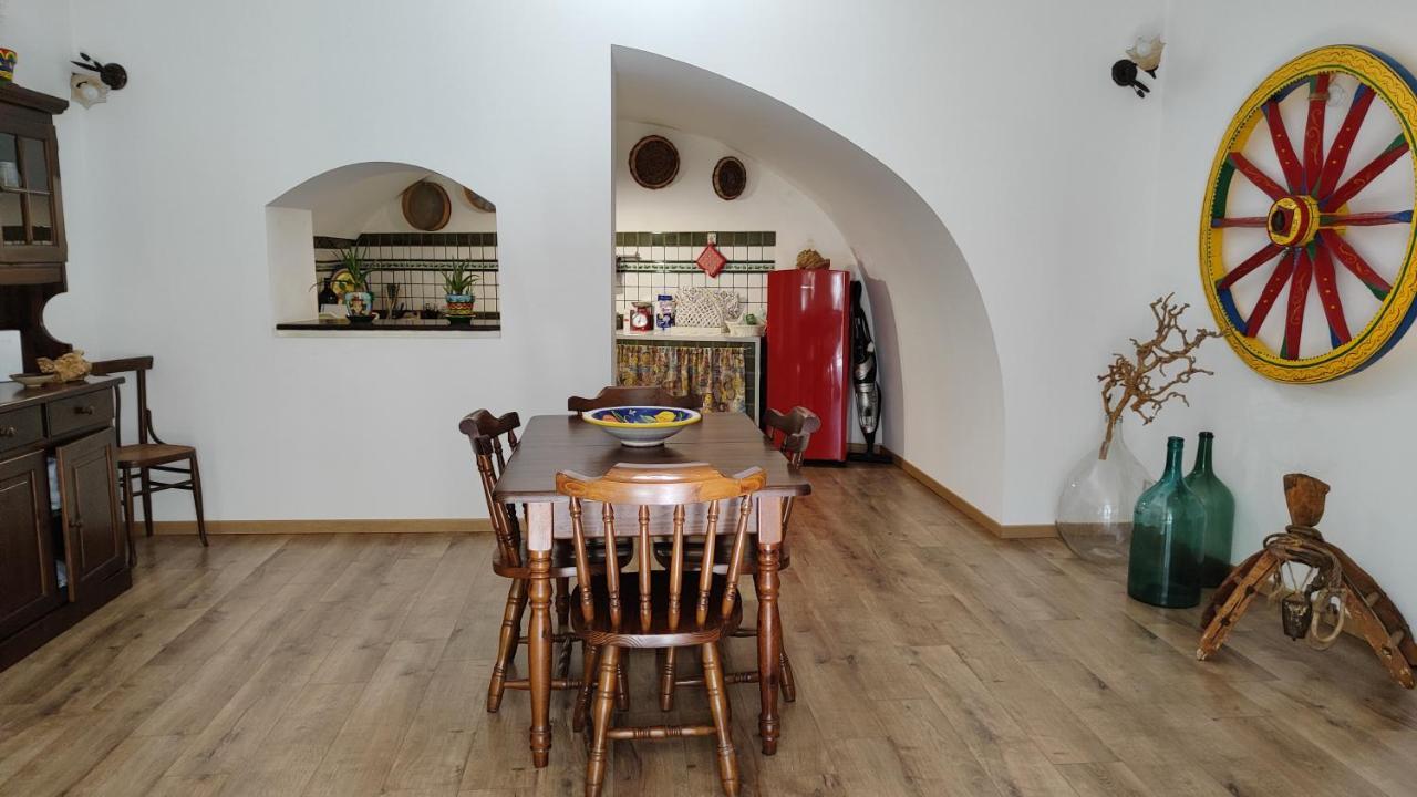 La Casa Di Sveva Apartment รากูซา ภายนอก รูปภาพ